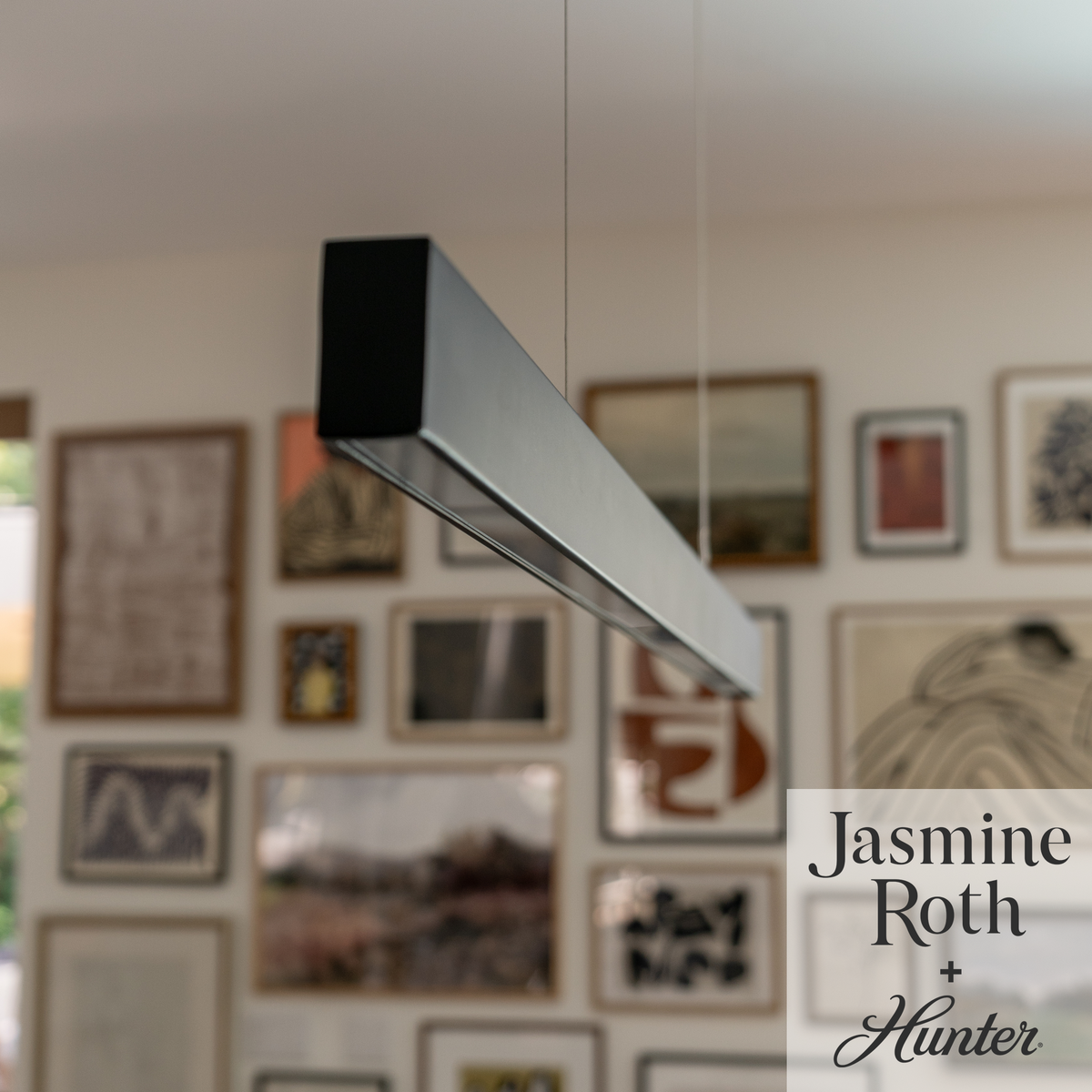 50-inch 1-light Matte Black 3000K LED Linear Chandelier